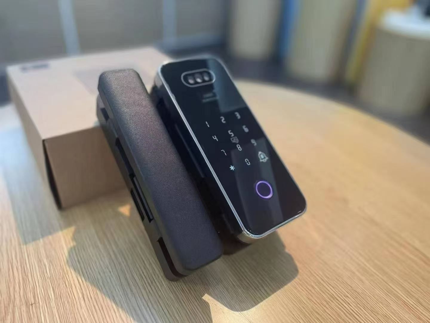 玻璃门智能锁 图 4